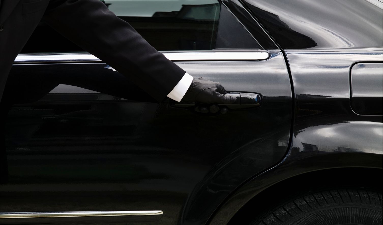 Contact-Limousine-Service