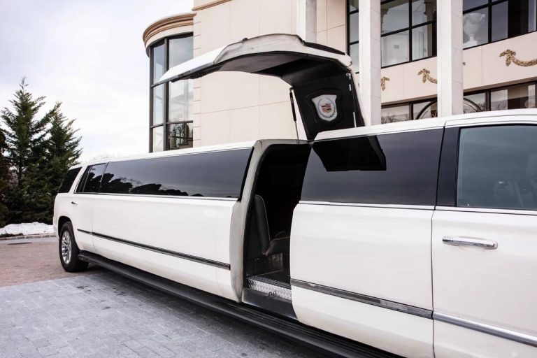 Cadillac-Escalade-Limo