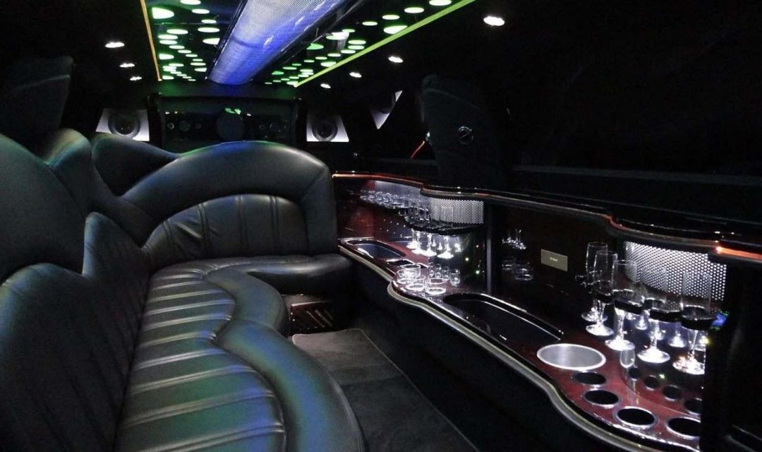 Lincoln-MKT-Limousine