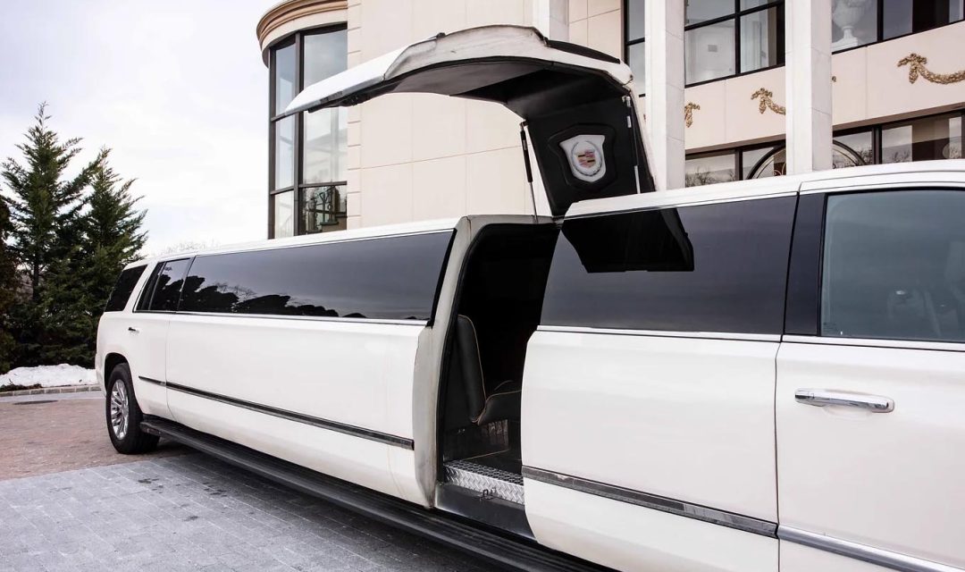 Cadillac-Escalade-Limo