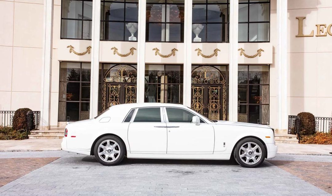 RollsRoycePhantom-1